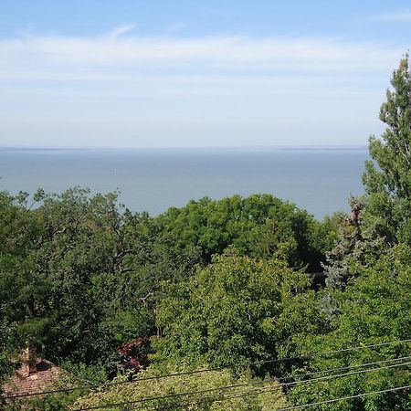 Traumblick Appartement am Balaton Fonyód Chambre photo